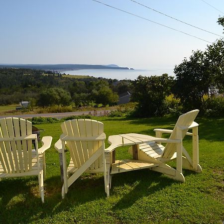 Moore'S Specialties Fundy Bay House Rental Gardner Creek Exterior photo