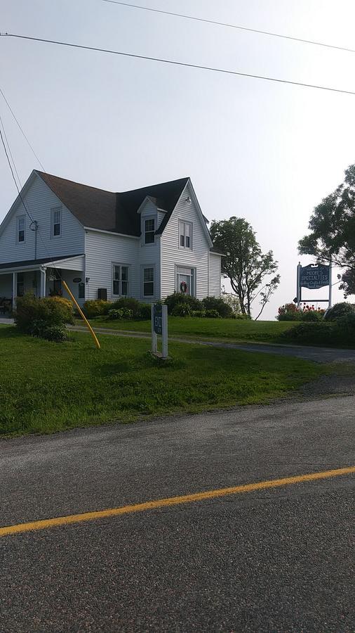 Moore'S Specialties Fundy Bay House Rental Gardner Creek Exterior photo